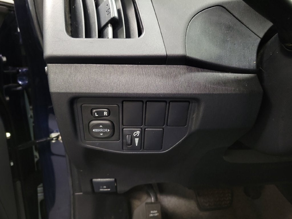 2015 Toyota Prius Four