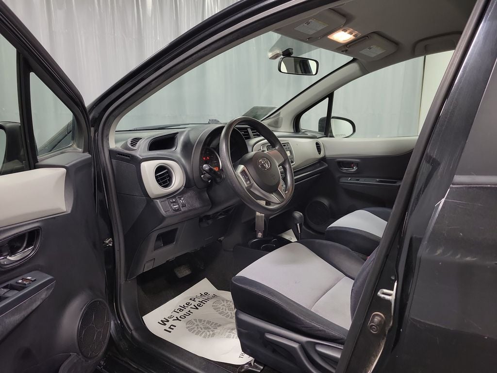 2012 Toyota Yaris LE