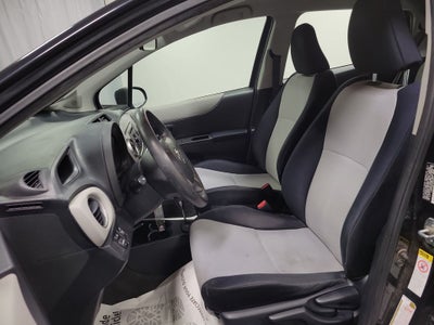 2012 Toyota Yaris LE