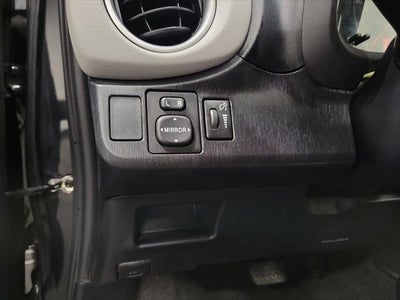 2012 Toyota Yaris LE