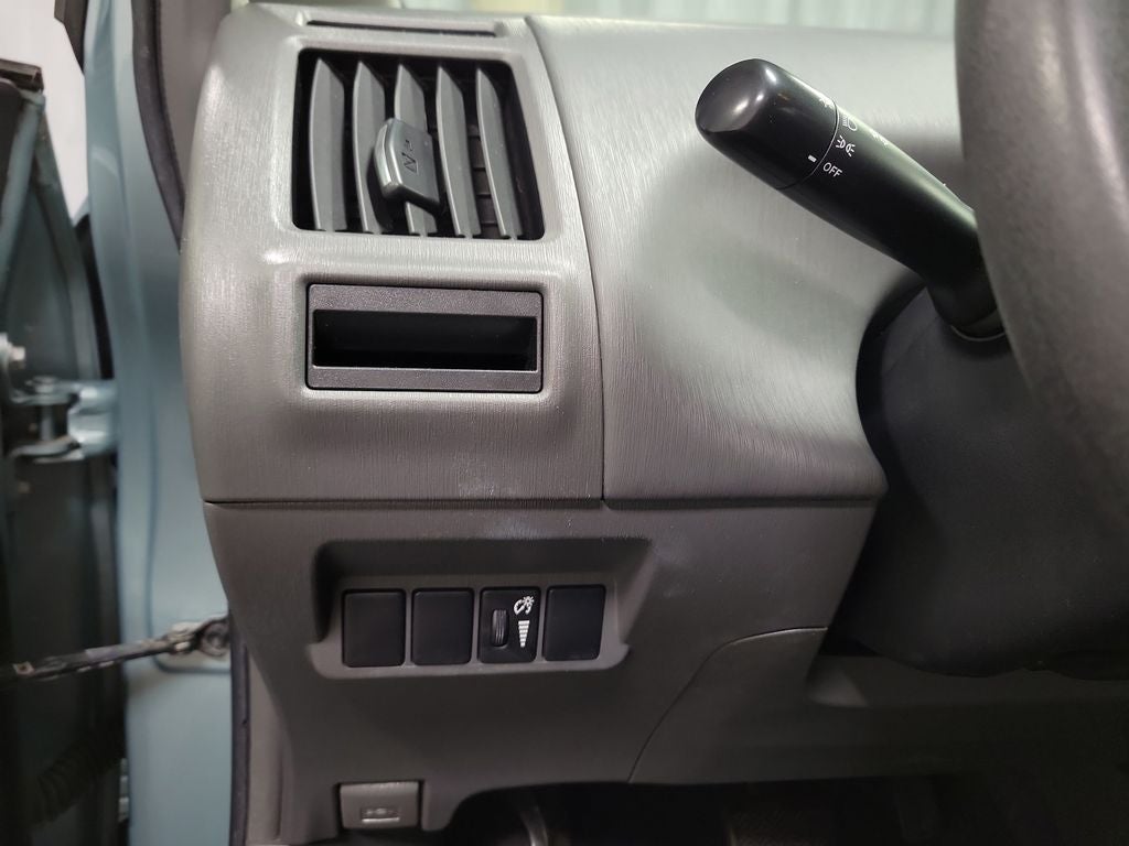 2013 Toyota Prius v Two