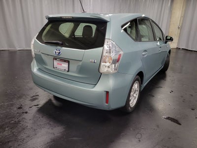 2013 Toyota Prius v Two