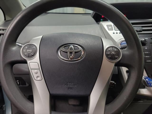 2013 Toyota Prius v Two