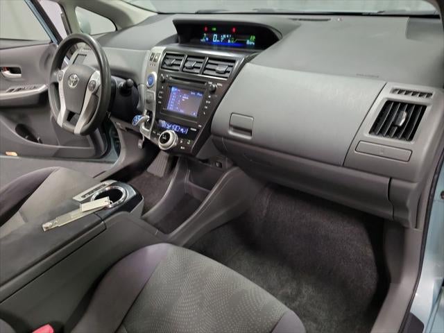 2013 Toyota Prius v Two