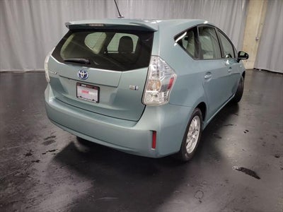 2013 Toyota Prius v Two