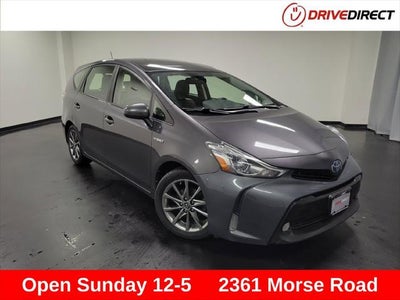 2015 Toyota Prius v Five