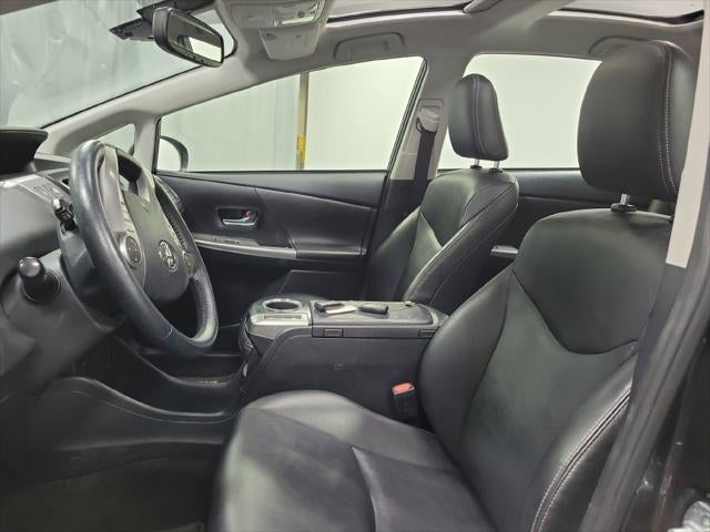 2015 Toyota Prius v Five