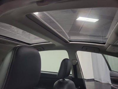 2015 Toyota Prius v Five