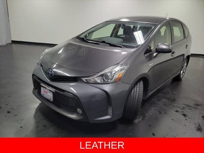 2015 Toyota Prius v Five