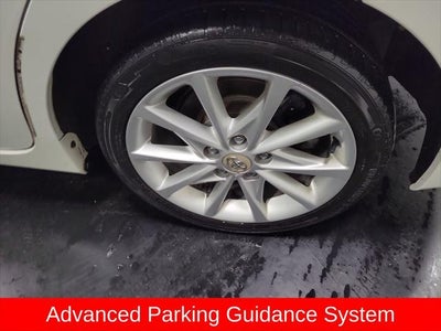 2013 Toyota Prius v Five