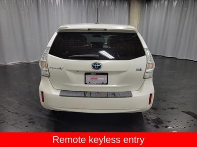 2013 Toyota Prius v Five