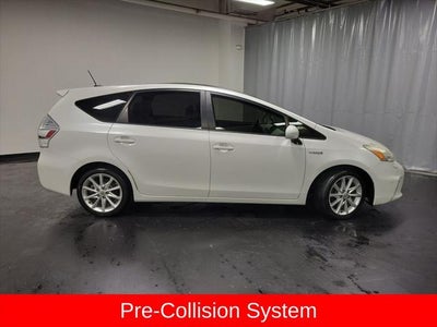 2013 Toyota Prius v Five