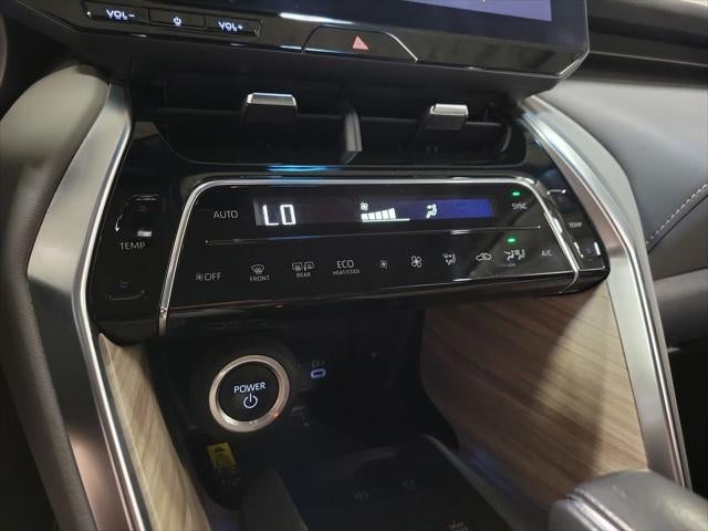 2023 Toyota Venza XLE