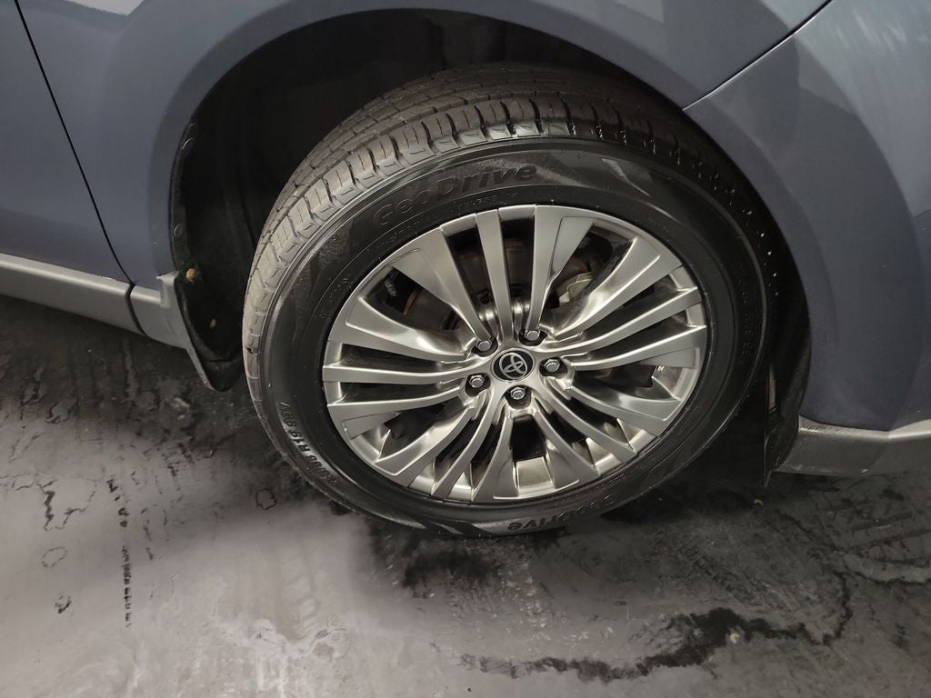 2022 Toyota Venza XLE
