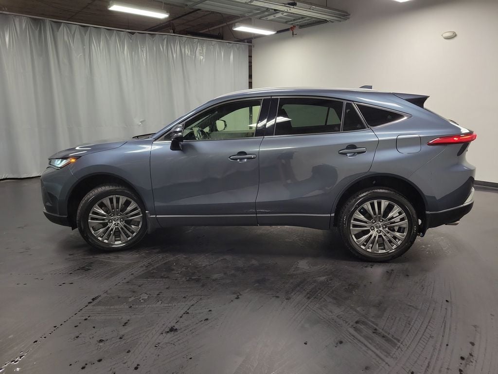 2022 Toyota Venza XLE