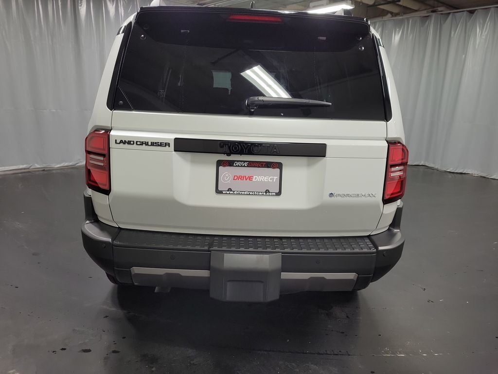 2026 Toyota Land Cruiser Base