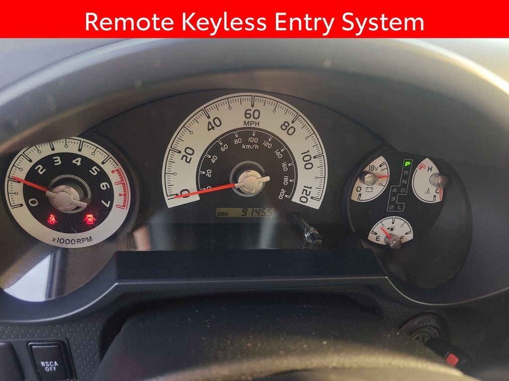 2014 Toyota FJ Cruiser Base