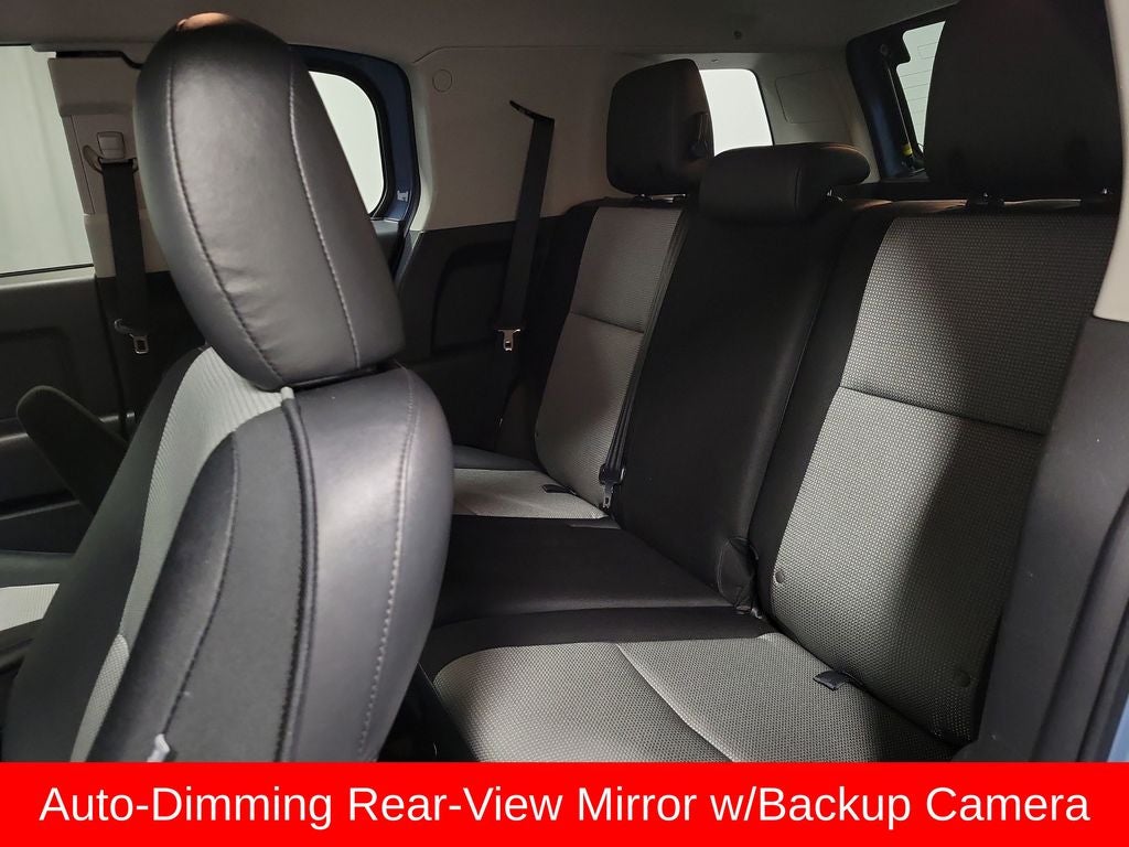 2014 Toyota FJ Cruiser Base