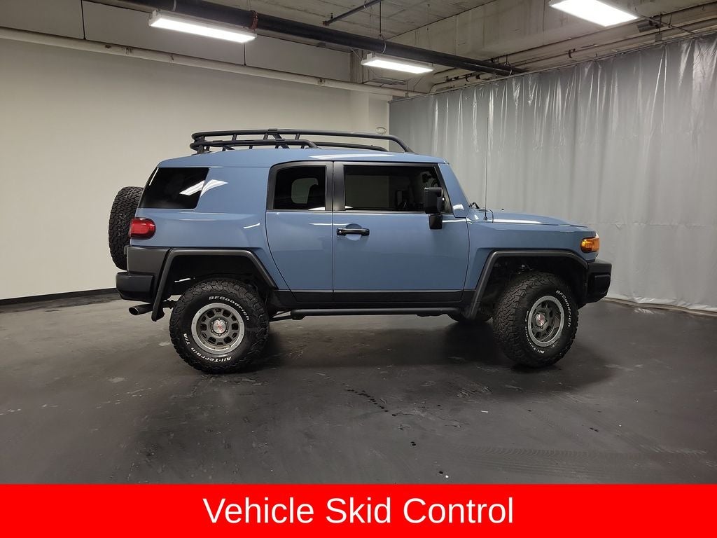 2014 Toyota FJ Cruiser Base