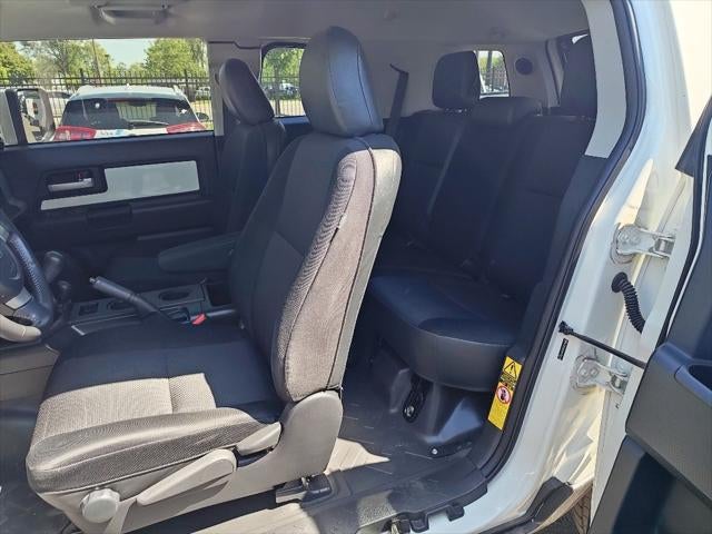 2014 Toyota FJ Cruiser Base