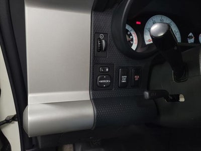 2014 Toyota FJ Cruiser Base
