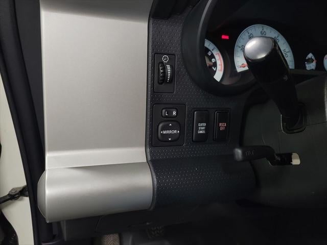 2014 Toyota FJ Cruiser Base