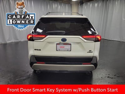 2022 Toyota RAV4 Hybrid SE