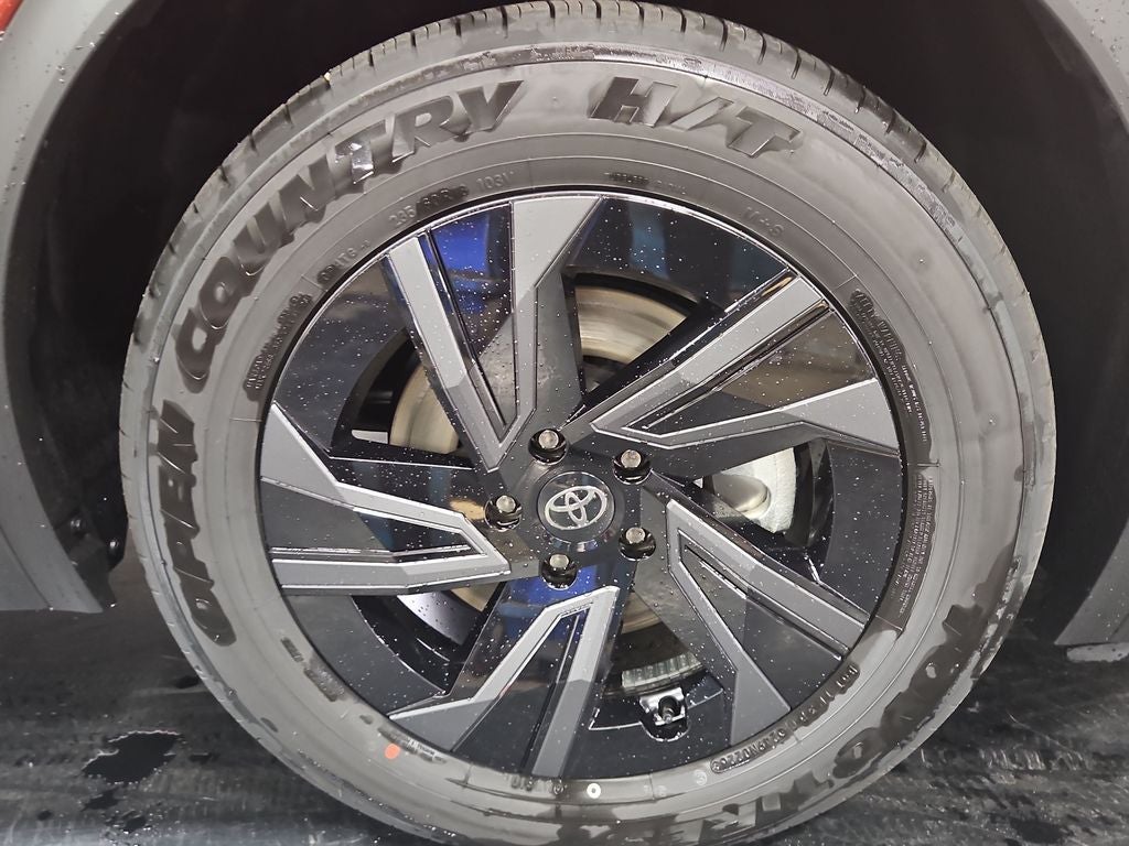 2026 Toyota C-HR SE