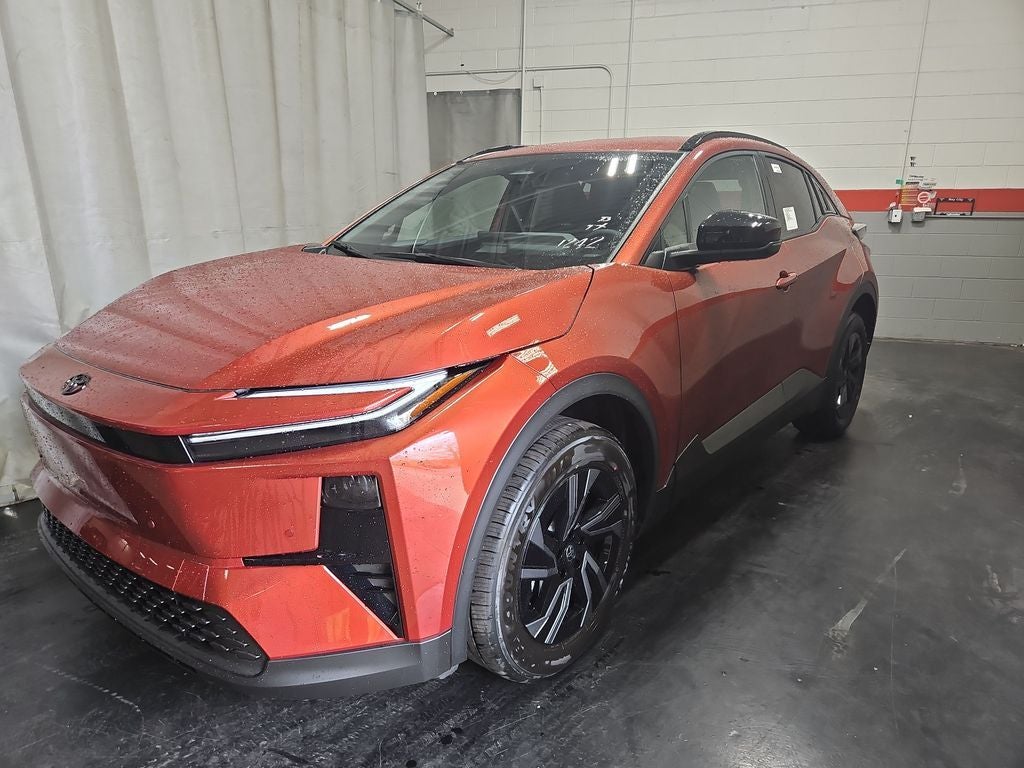 2026 Toyota C-HR SE