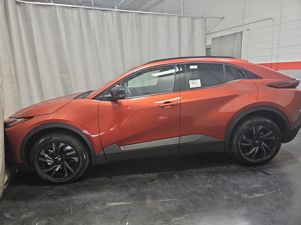2026 Toyota C-HR SE