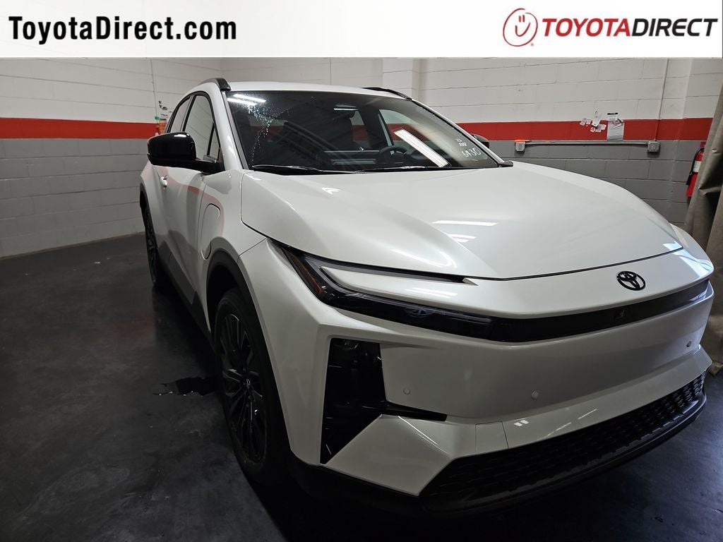 2026 Toyota C-HR XSE