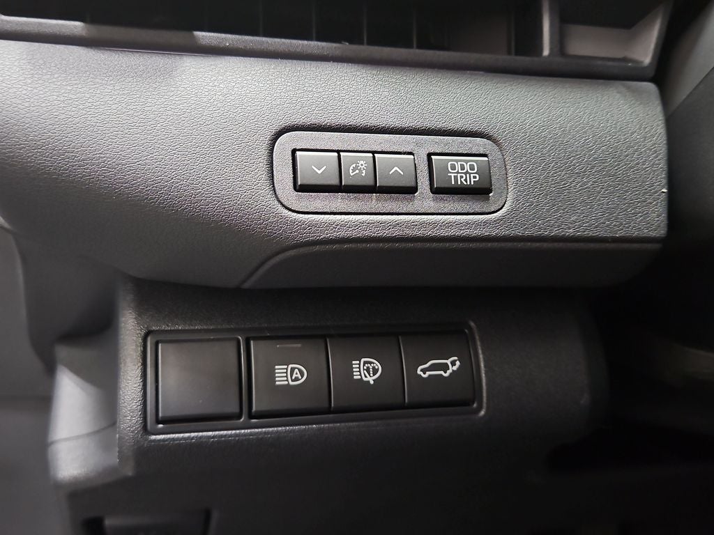 2026 Toyota C-HR SE