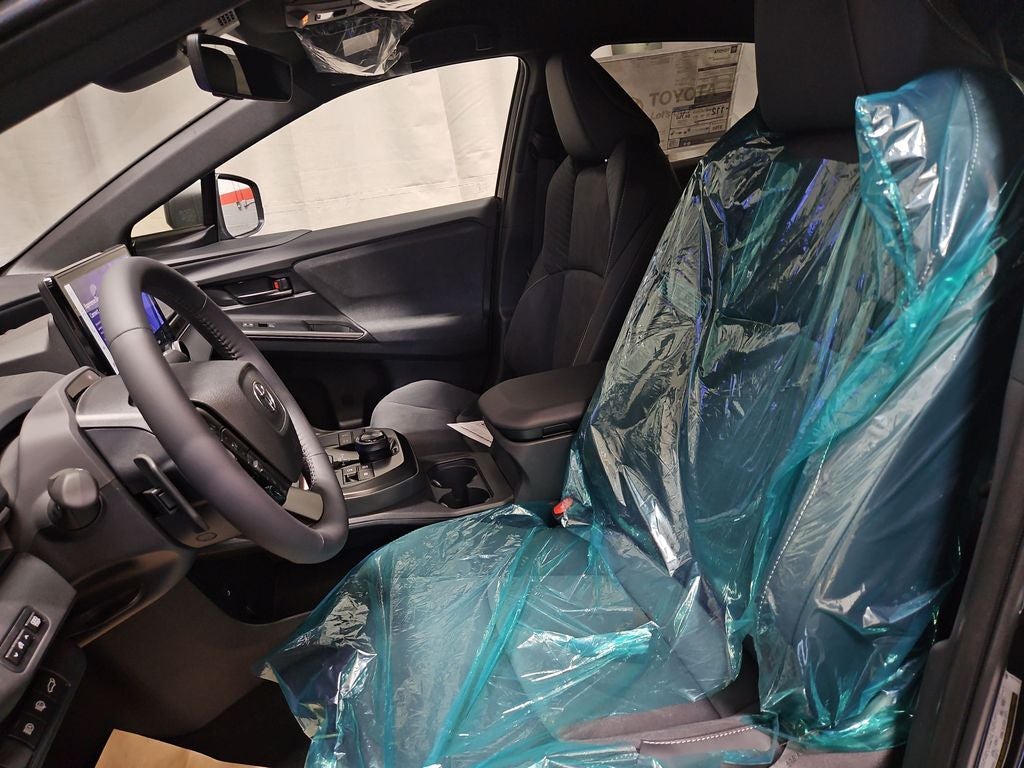 2026 Toyota C-HR XSE