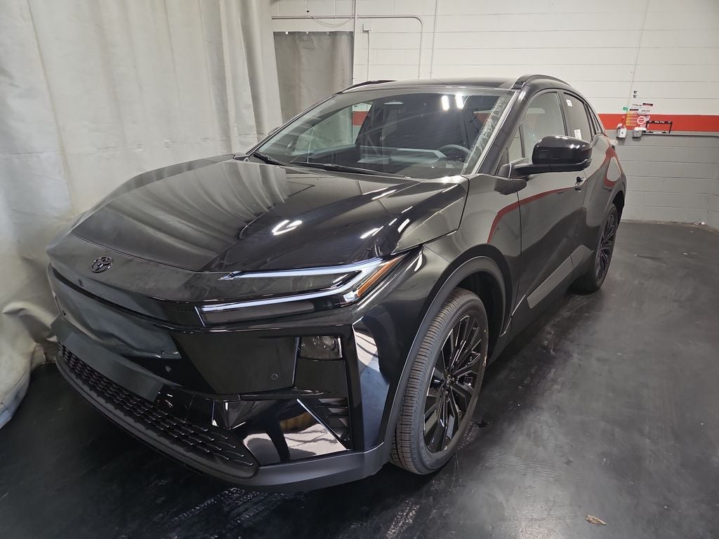 2026 Toyota C-HR XSE