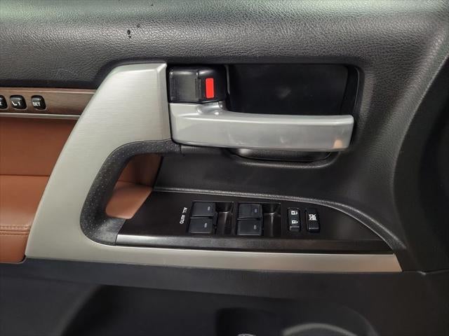 2018 Toyota Land Cruiser Base