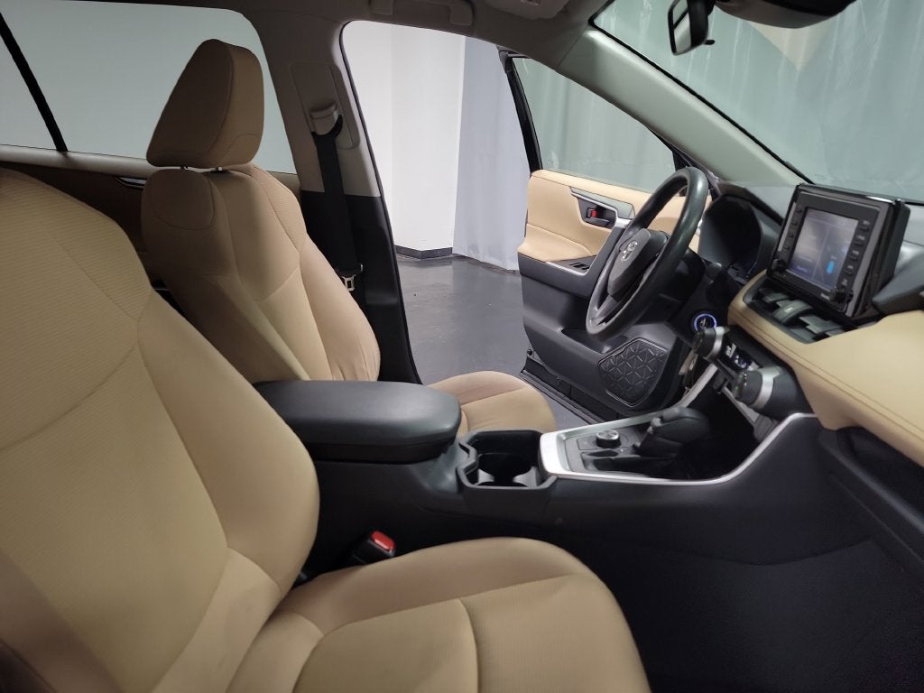 2021 Toyota RAV4 Hybrid LE