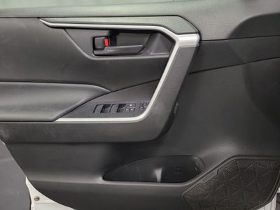 2020 Toyota RAV4 Hybrid LE