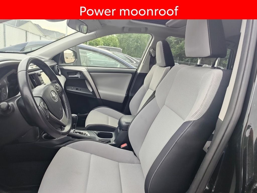 2017 Toyota RAV4 Hybrid XLE