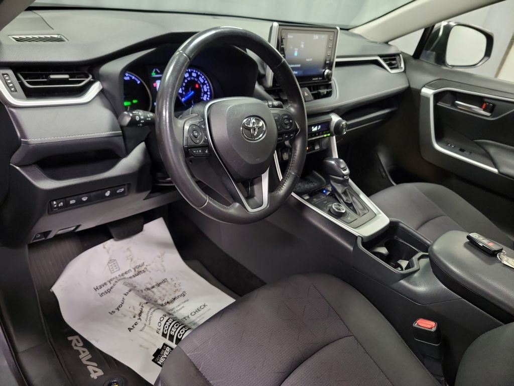 2020 Toyota RAV4 Hybrid XLE