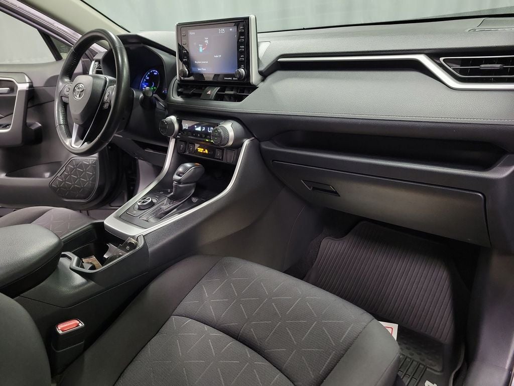 2020 Toyota RAV4 Hybrid XLE