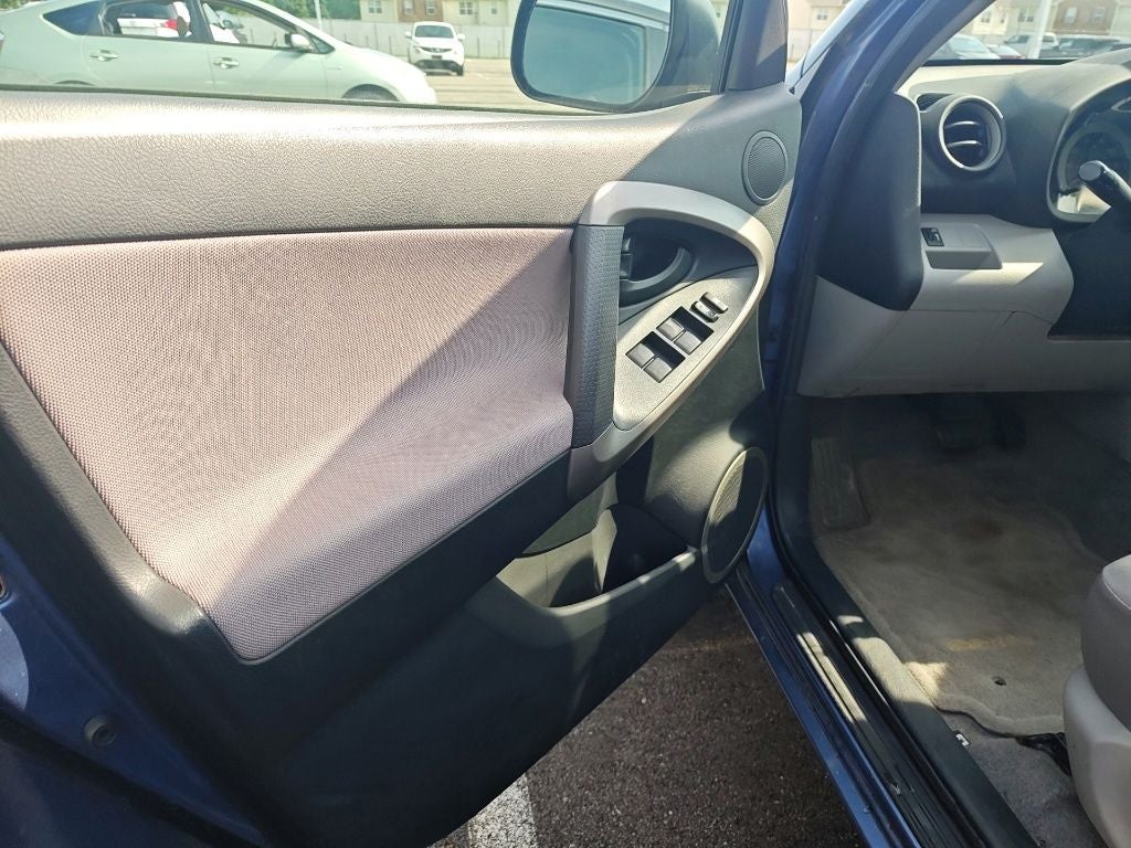 2007 Toyota RAV4 Base