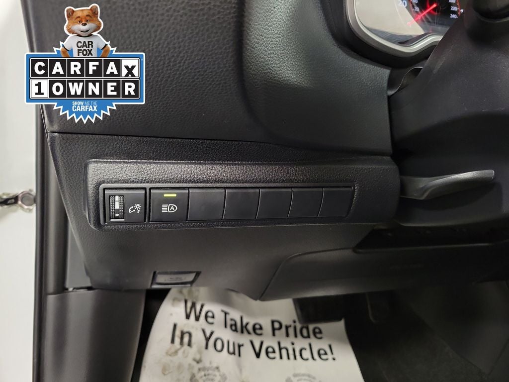 2022 Toyota Corolla Hatchback SE Nightshade Edition