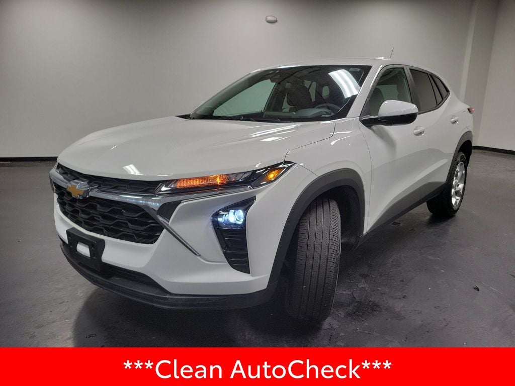 2025 Chevrolet Trax LS