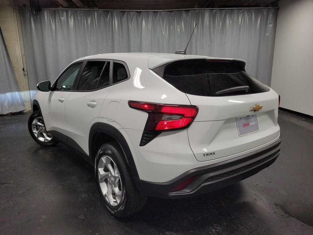 2025 Chevrolet Trax LS