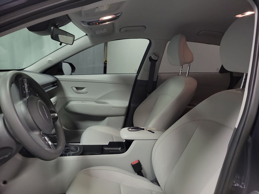 2025 Hyundai Kona SE
