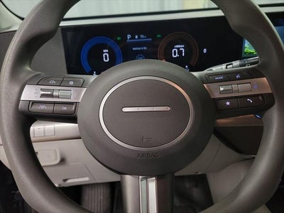 2025 Hyundai Kona SE