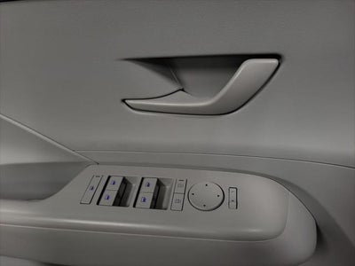 2025 Hyundai Kona SE