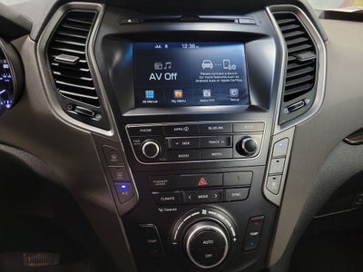 2017 Hyundai Santa Fe SE