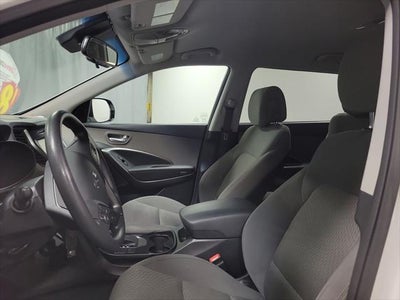 2017 Hyundai Santa Fe SE