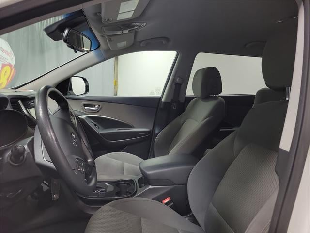 2017 Hyundai Santa Fe SE